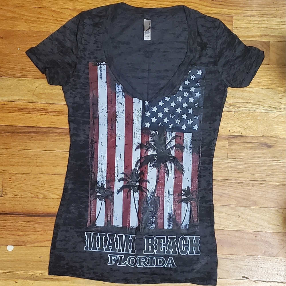 Miami Beach Graphic Tee